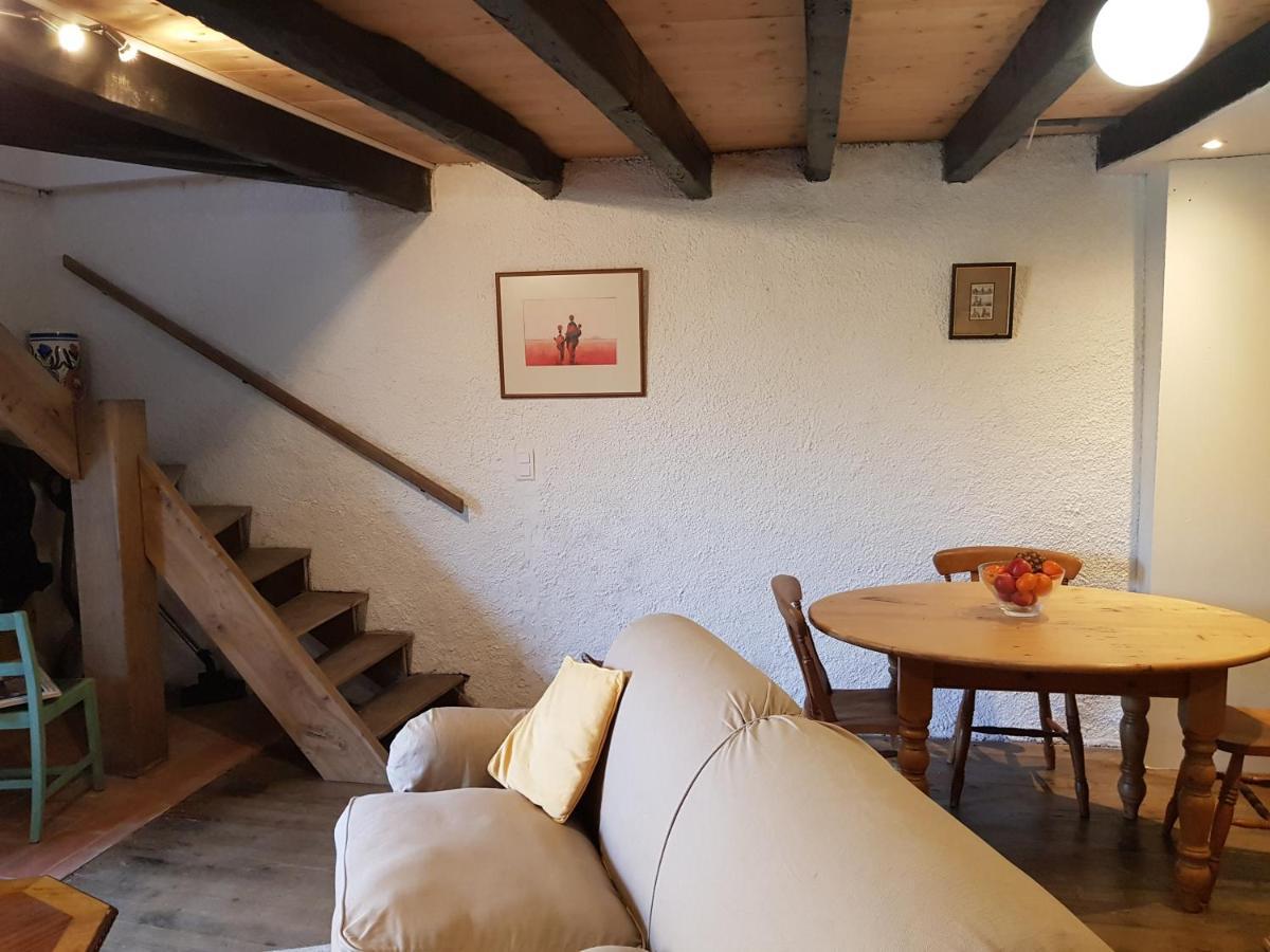 Bay Cottage Gite, Busserolles. Ngoại thất bức ảnh